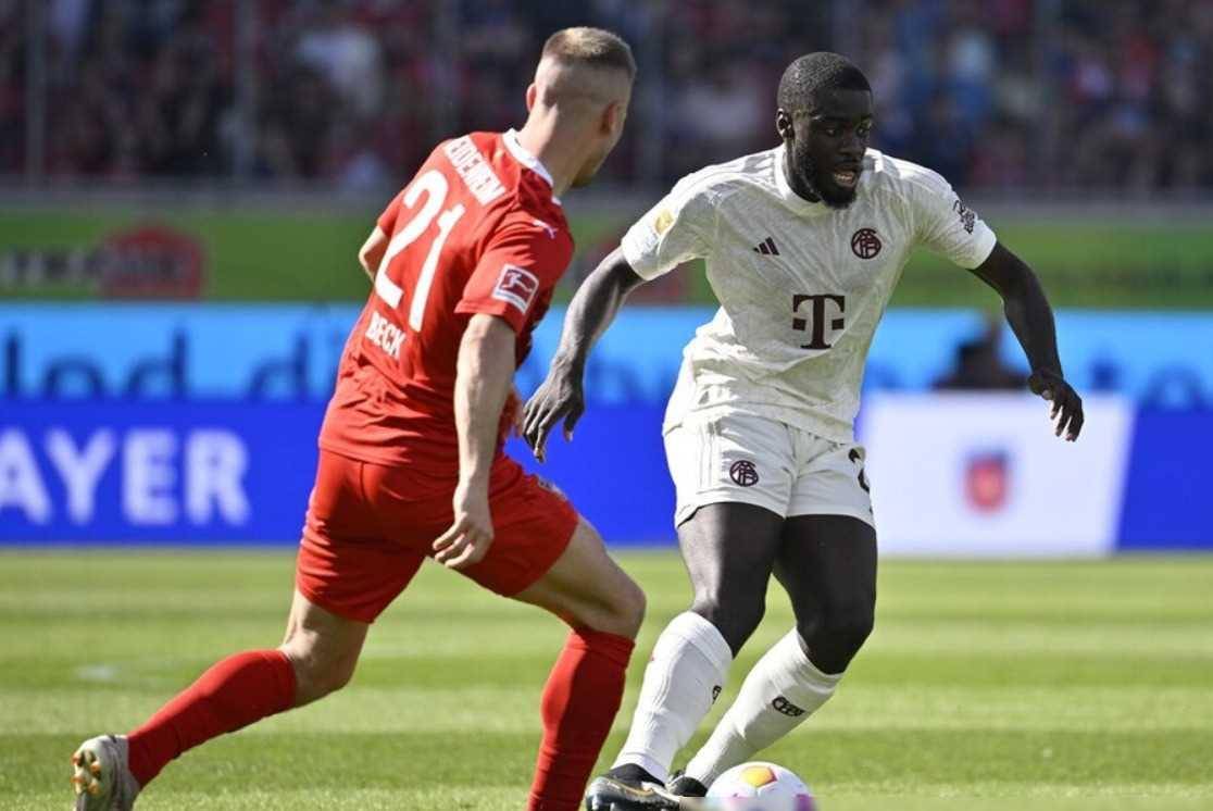 奇异果-包含德约科维奇在拜仁比赛中大胜，爆冷引发热议！的词条