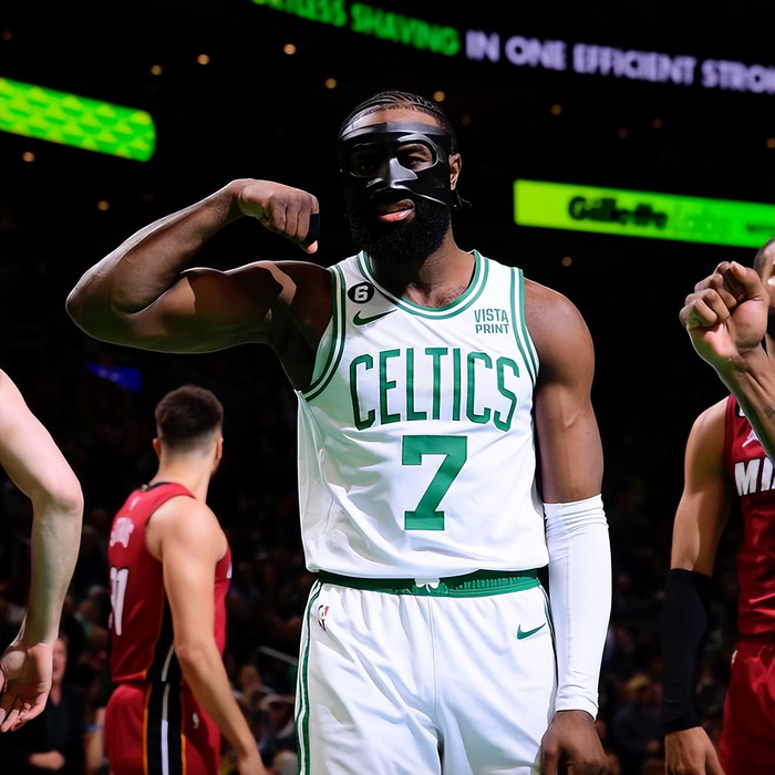 关于JackeyLove爆冷击败热火,关键助攻引爆全场!的信息 关于JackeyLove爆冷击败热火,关键助攻引爆全场!的信息