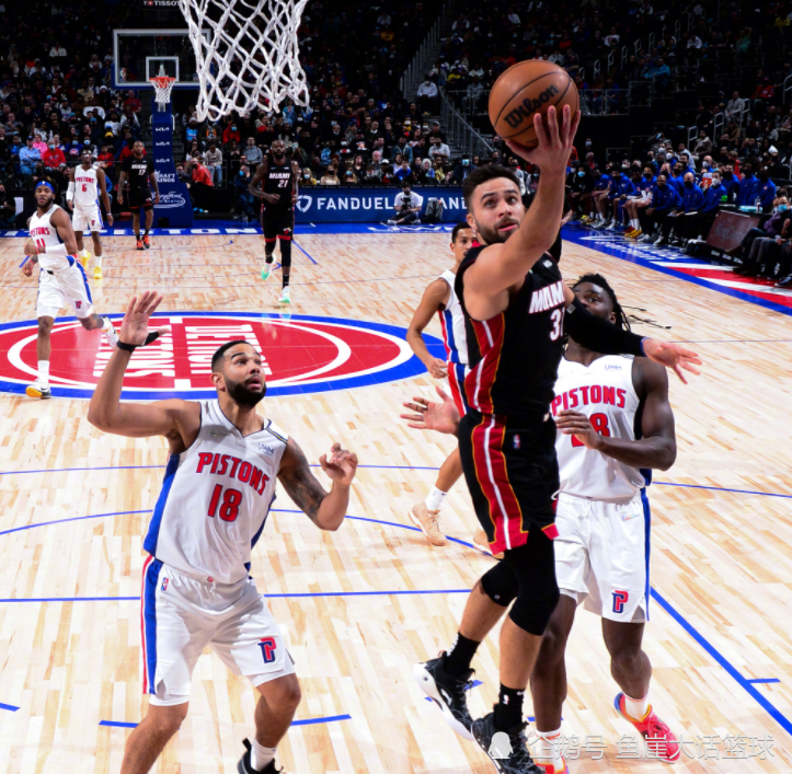 关于JackeyLove爆冷击败热火,关键助攻引爆全场!的信息 关于JackeyLove爆冷击败热火,关键助攻引爆全场!的信息