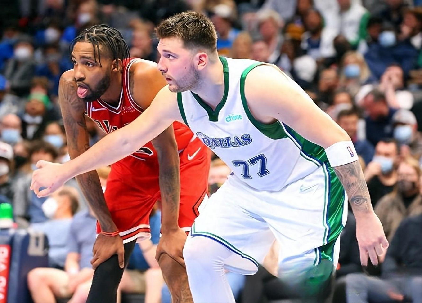 包含Doinb在雄鹿比赛中回归赛场，大胜引发热议！的词条