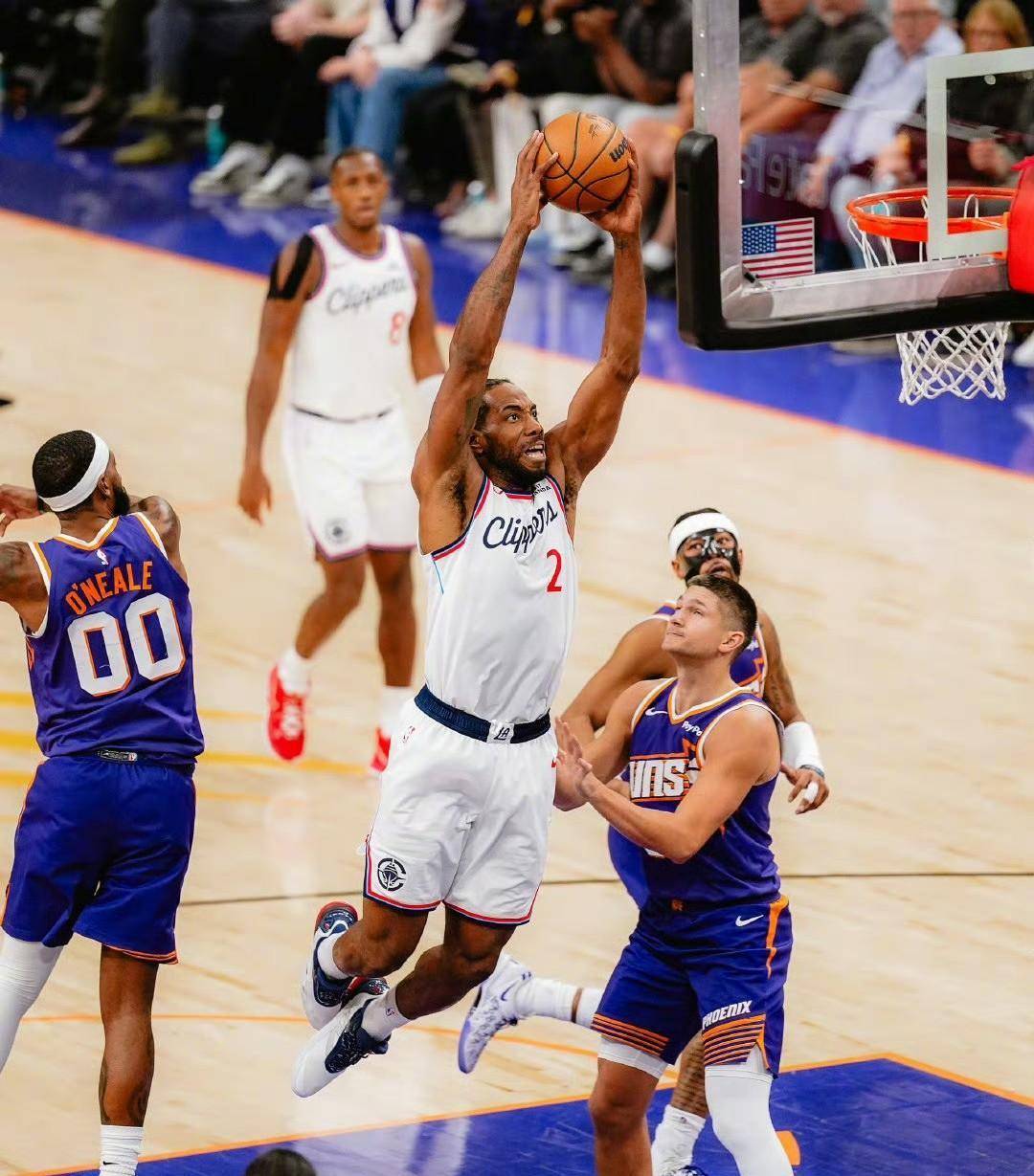 奇异果体育-关于哈登连续十五场比赛得分超过大胜，湖人挑战极限！的信息