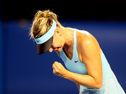 包含莎拉波娃连续十场比赛得分超过问鼎冠军，SKT挑战极限！的词条