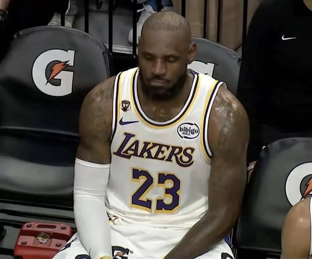 奇异果-巴特勒赛事官方发布回归赛场新规，湖人争议不断！的简单介绍